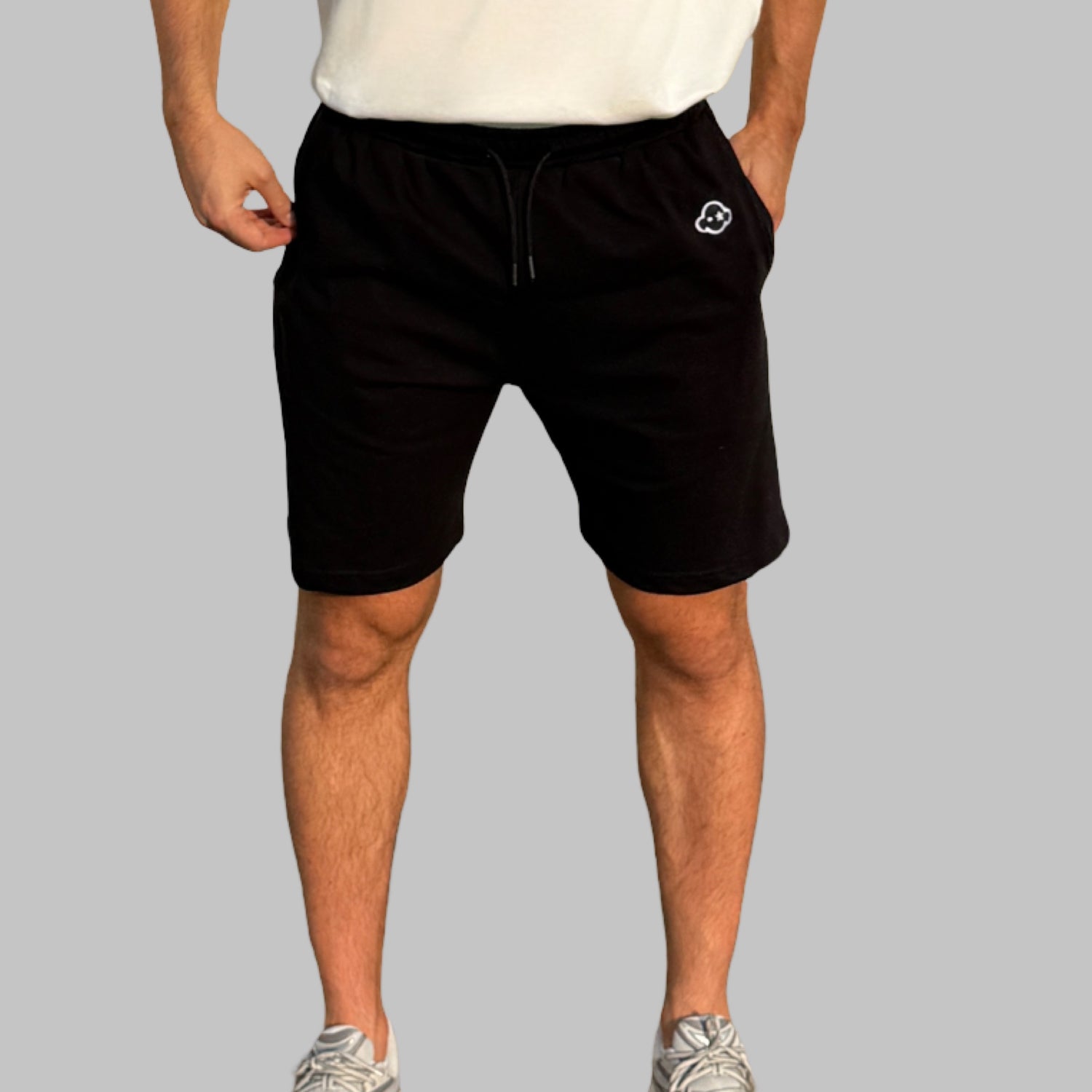 100% Cotton available in Dubai same day delivery best of summer and winter casual streetwear unisex men and women shorts and t-shirts available in UAE fast delivery and same day delivery available